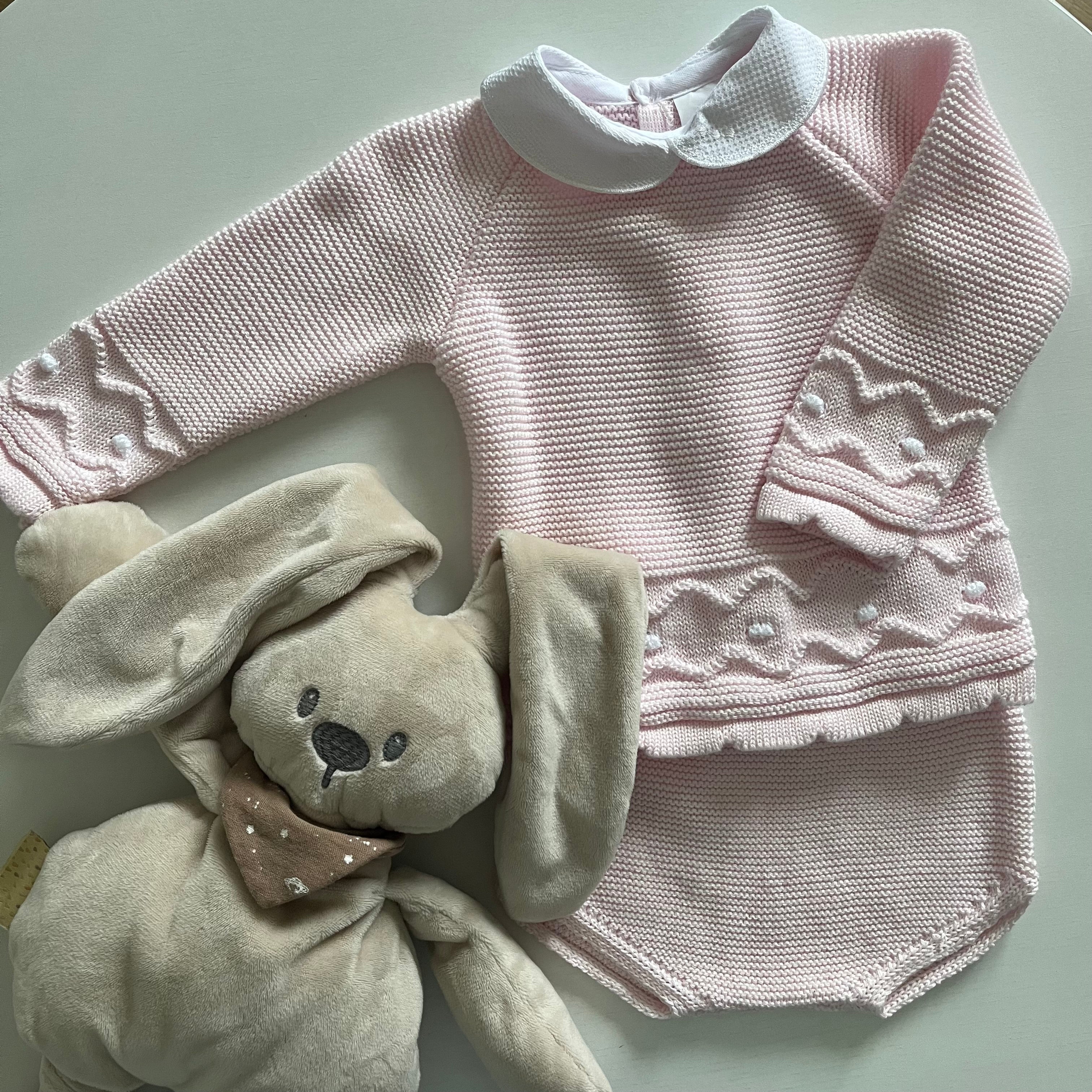 Conjunto de tapa fraldas e camisola