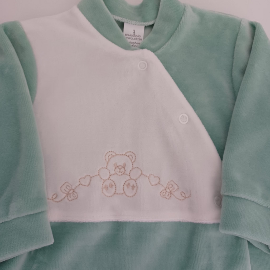 Babygrow do fio de corações