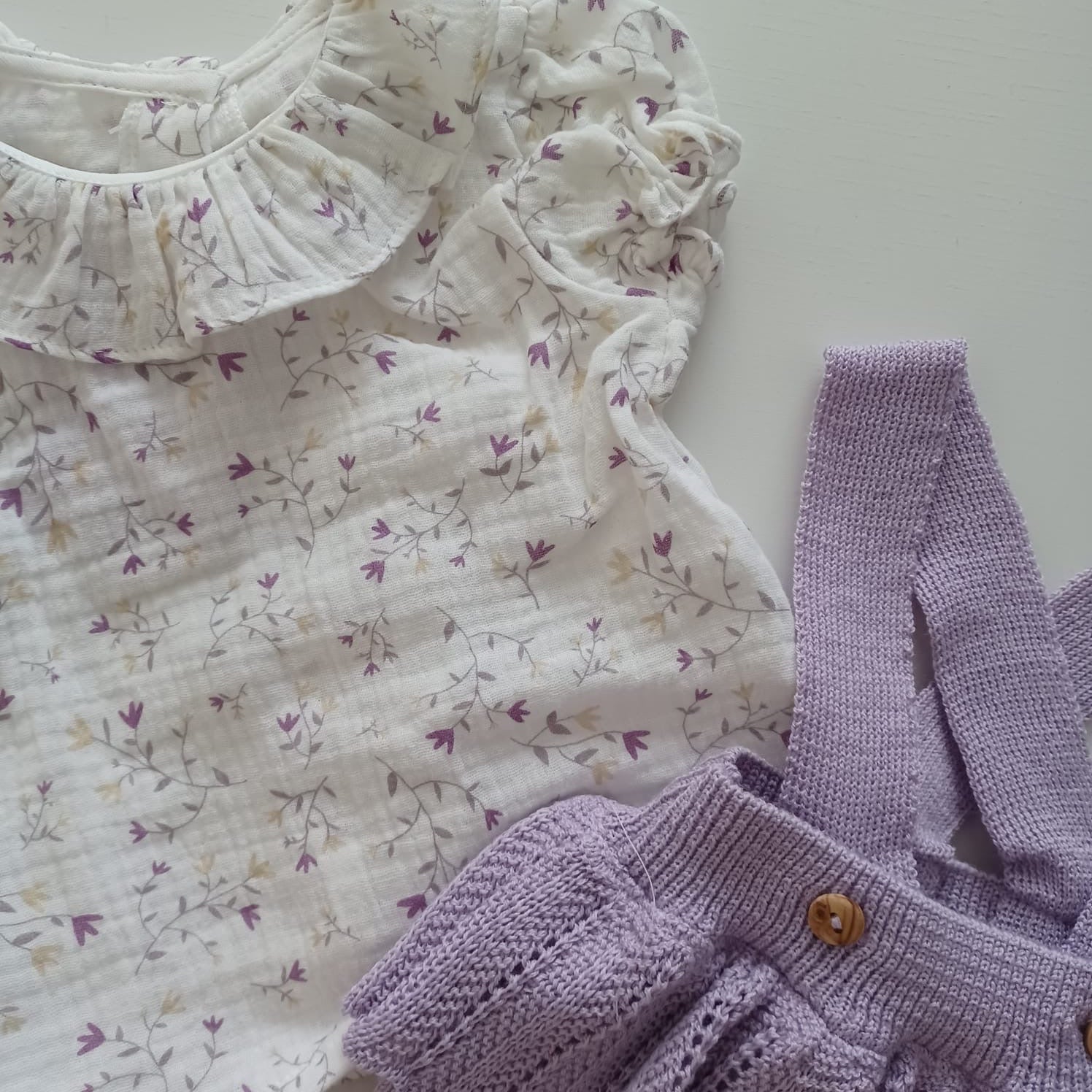 Conjunto de fofo florido