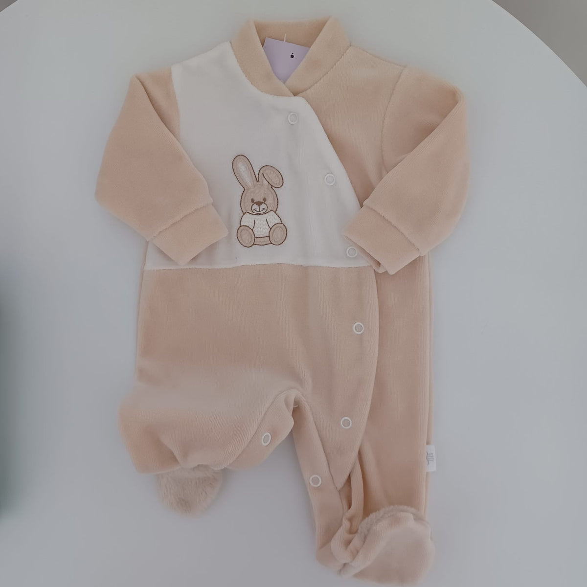 Babygrow do coelhinho de pêlo