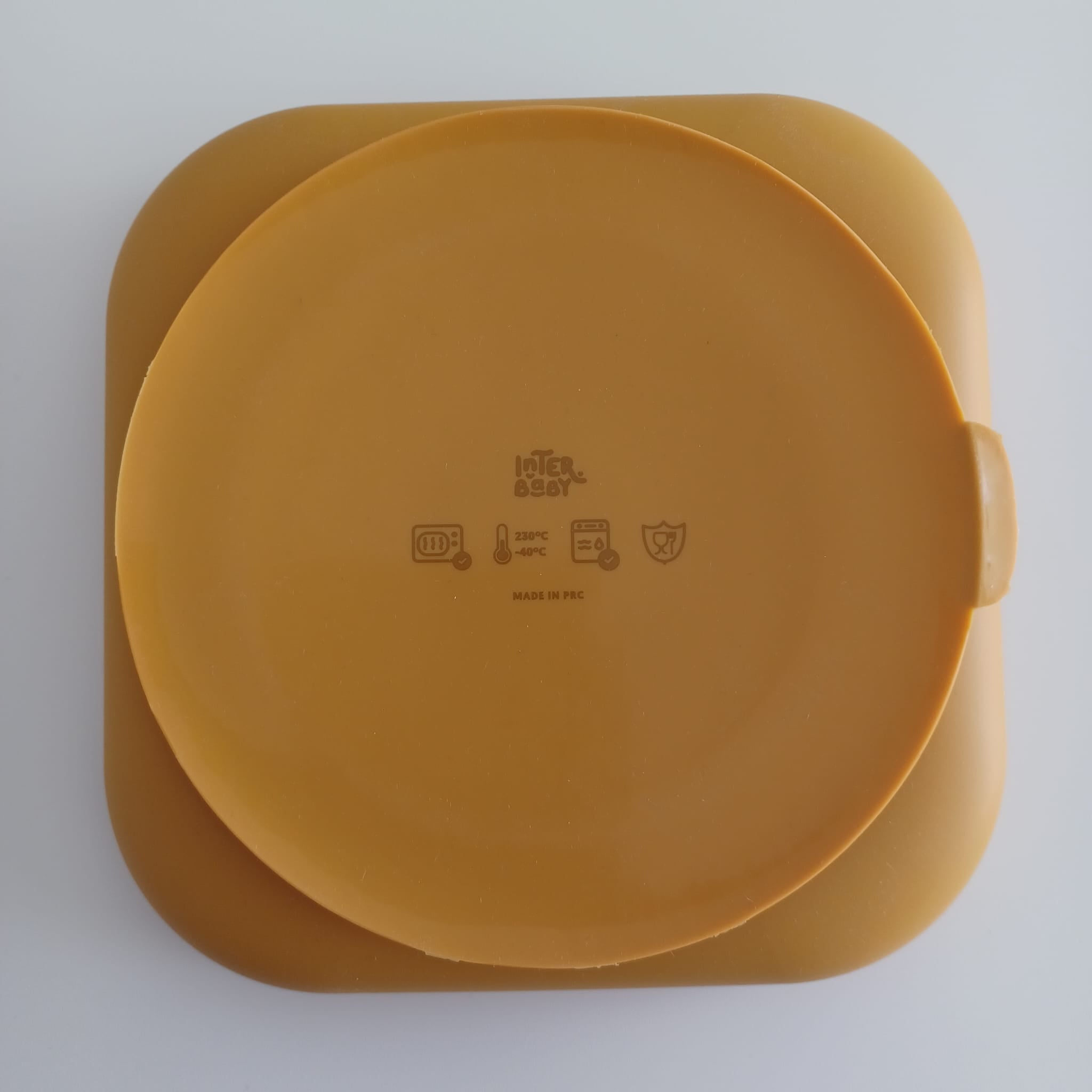 Pratos de silicone com ventosa