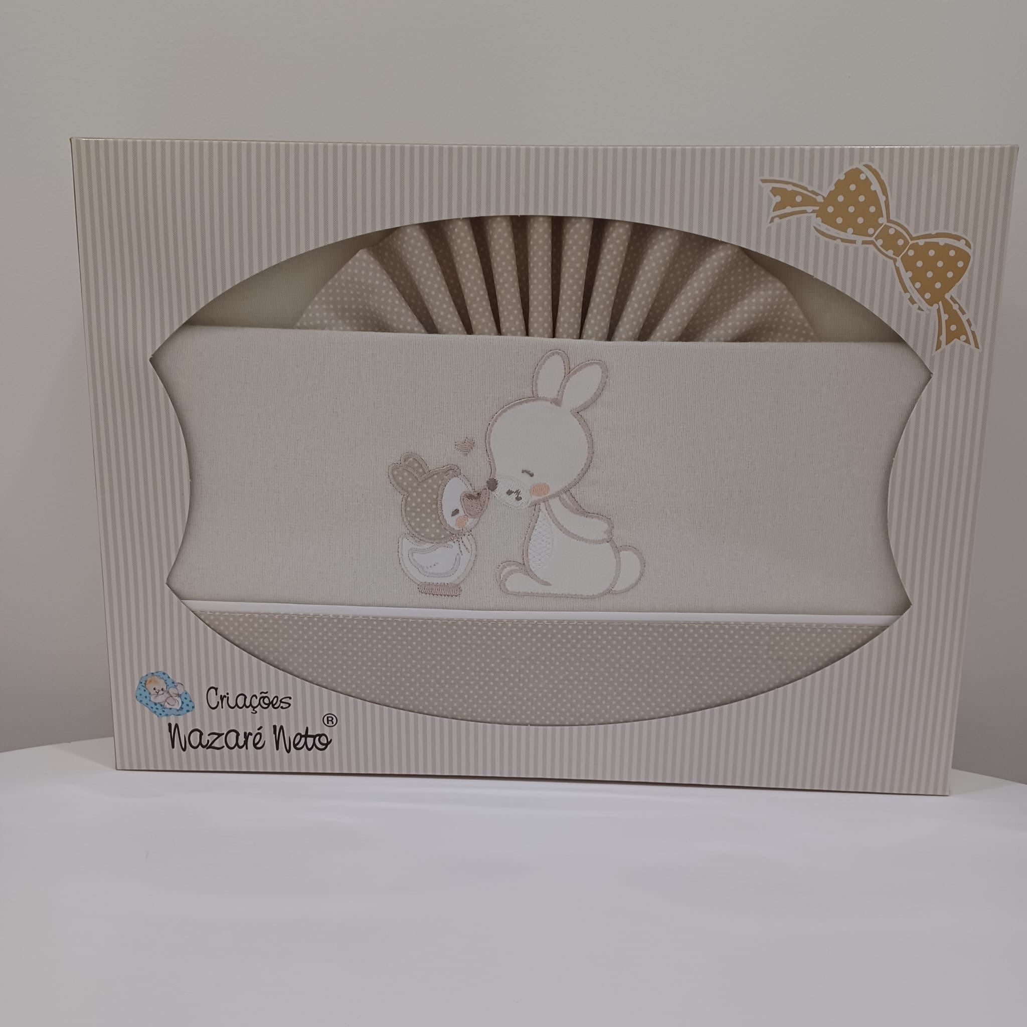 Lençóis de flanela do beijinho para berço