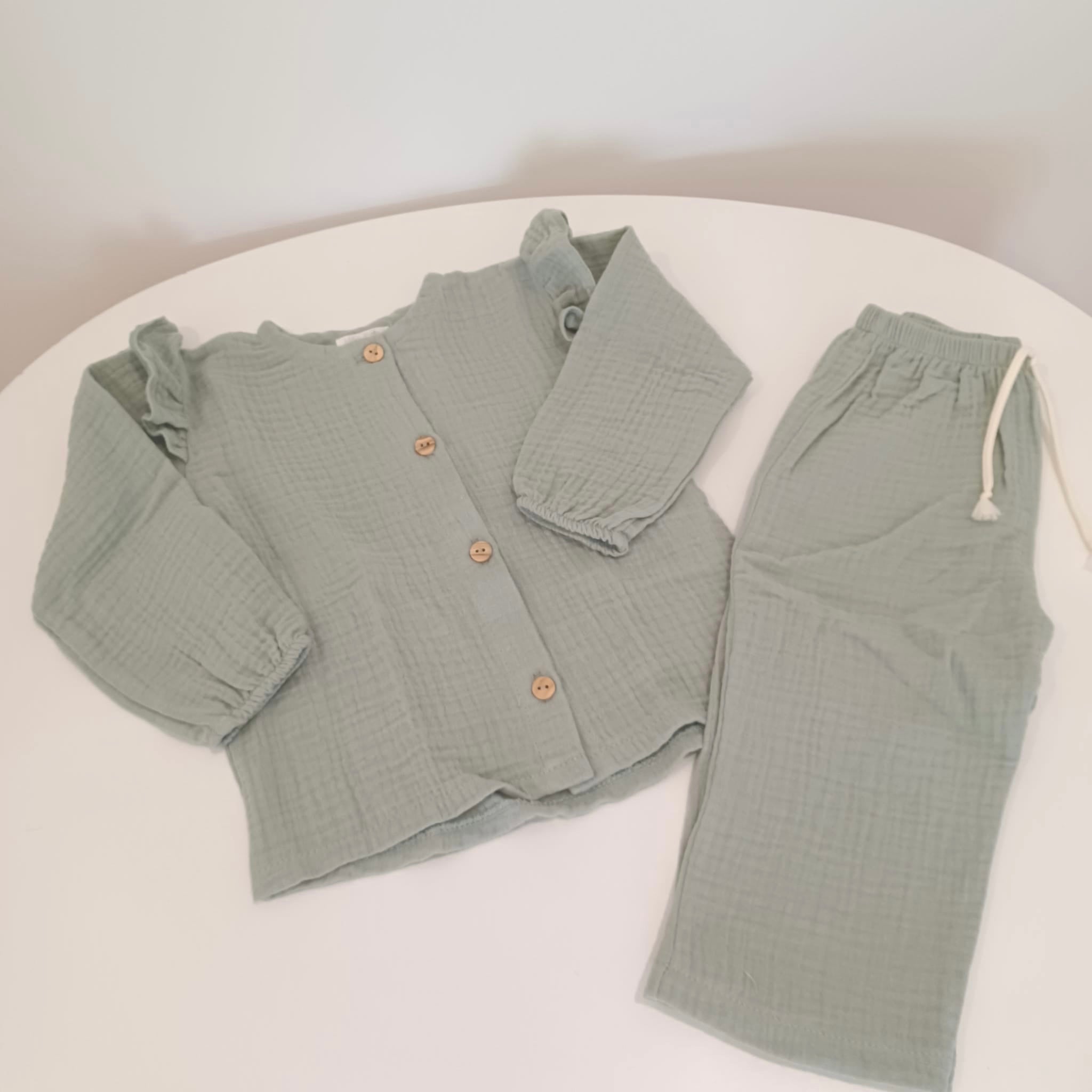 Conjunto de musselina