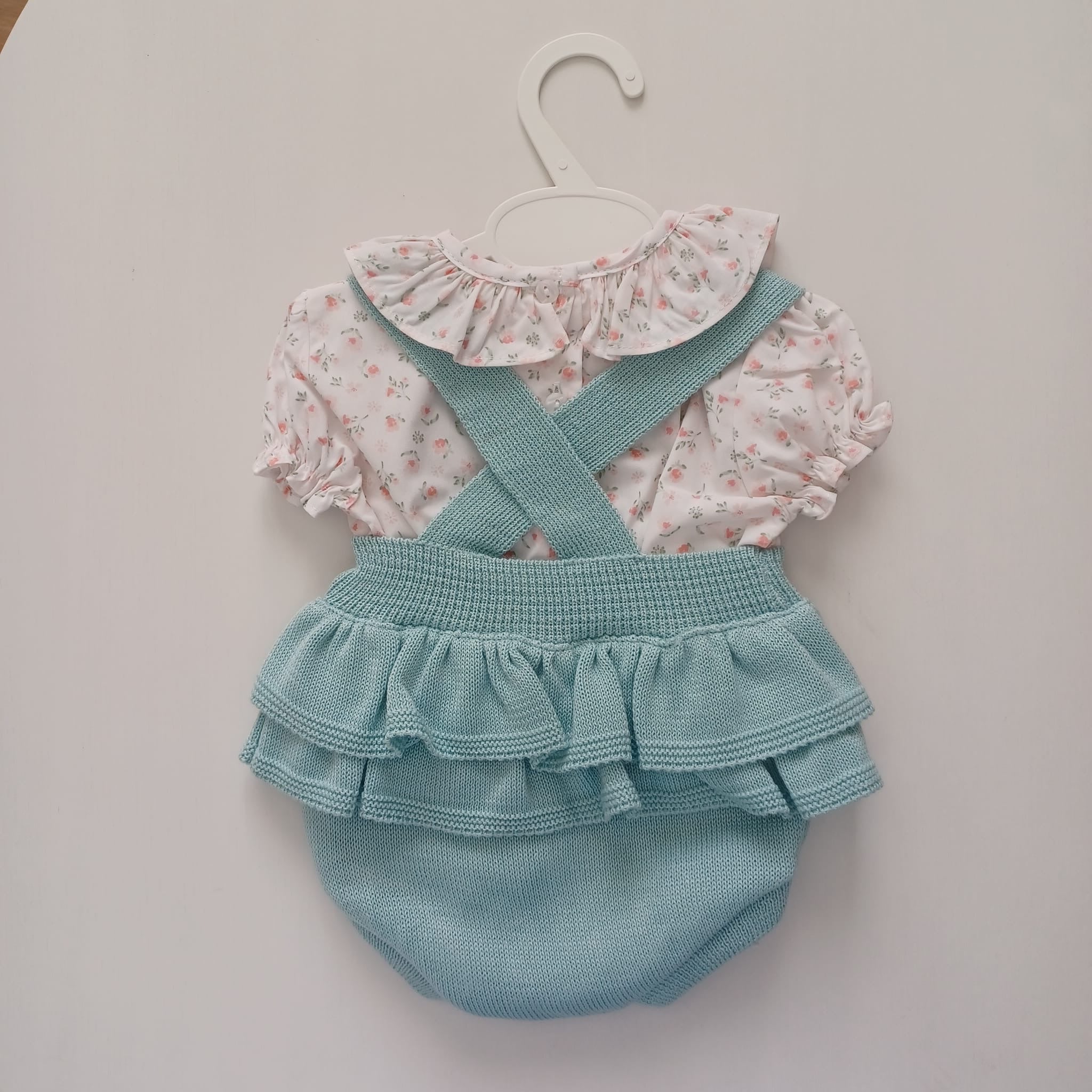 Conjunto de fofo florido