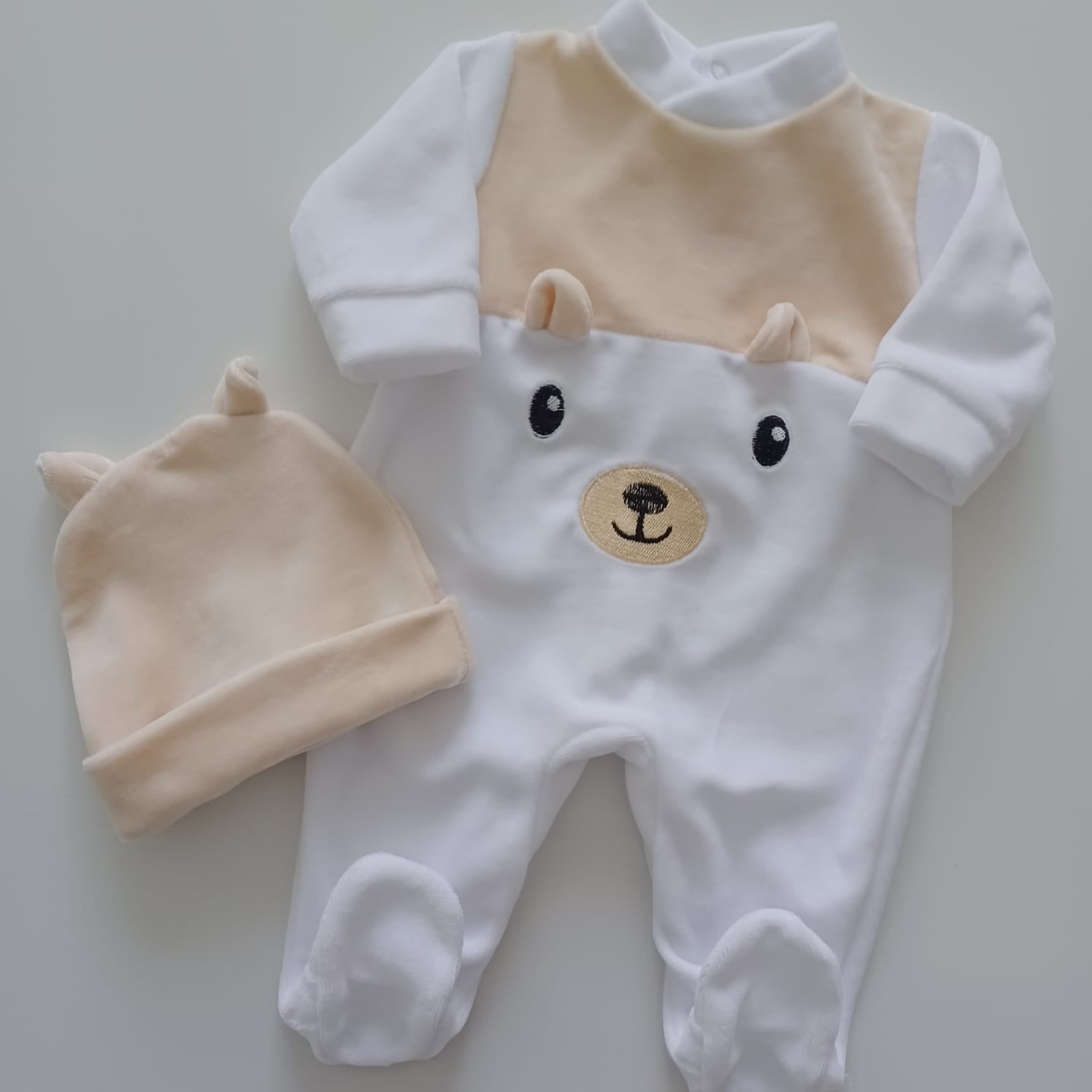 Conjunto babygrow e gorro do ursinho