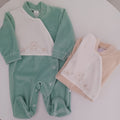 Babygrow do fio de corações