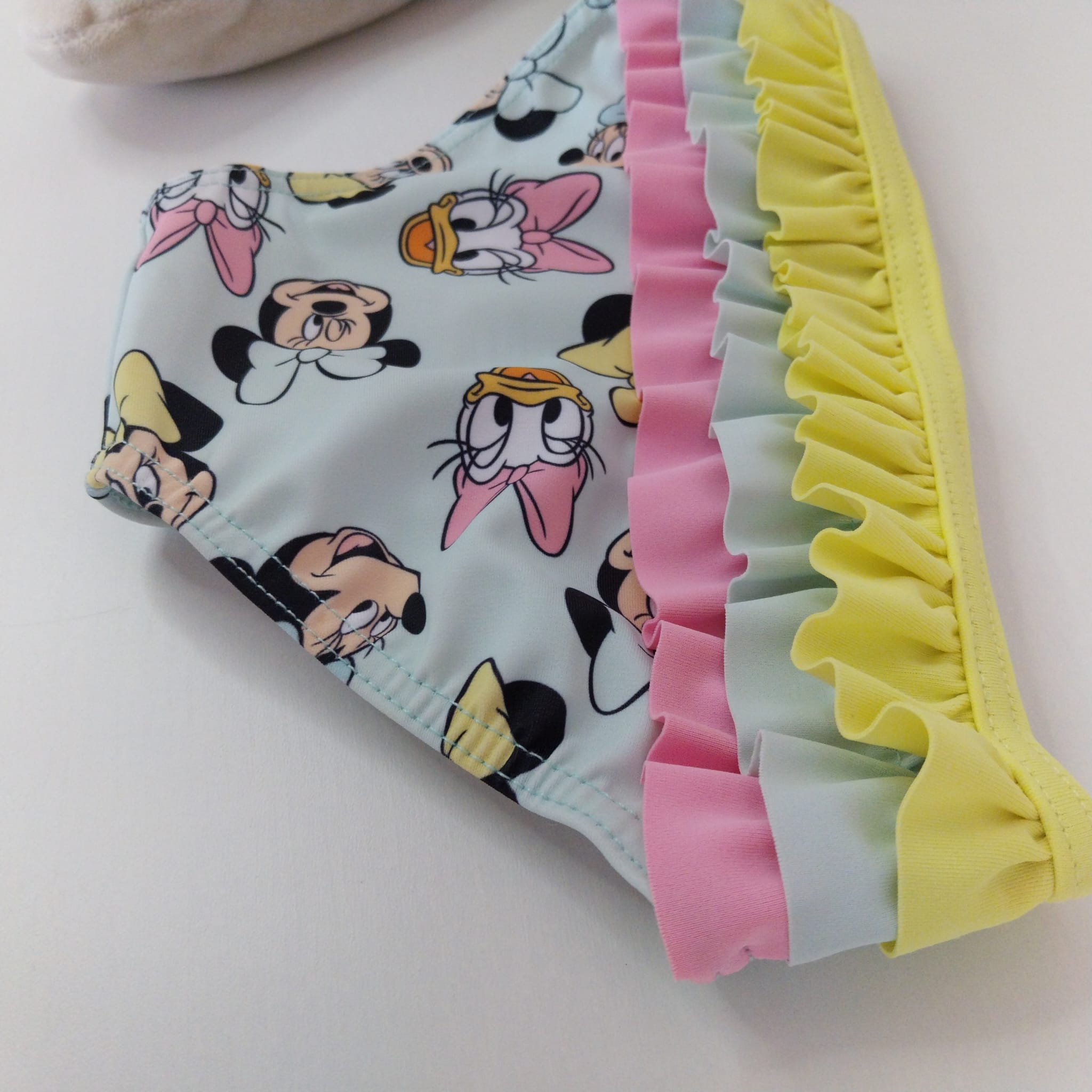 Cuecas de praia da Minnie