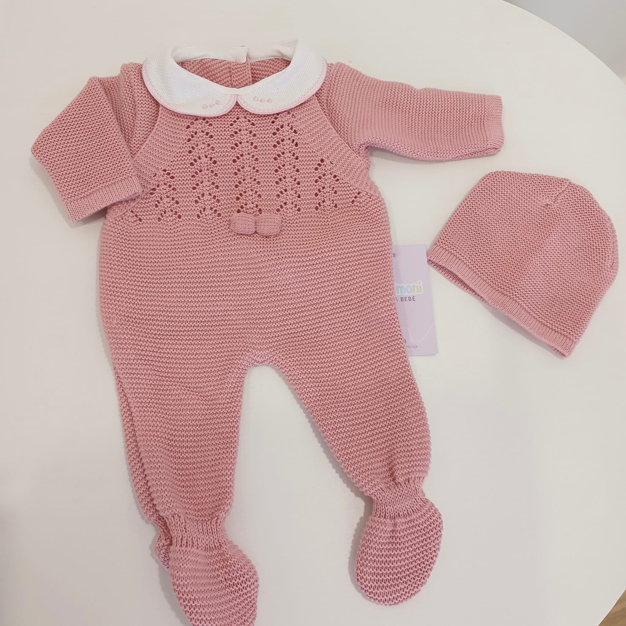Conjunto de jardineiras das bolinhas