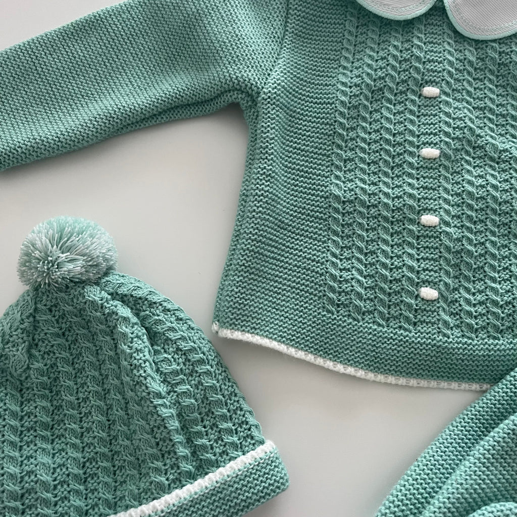 Conjunto saída de maternidade com gorro